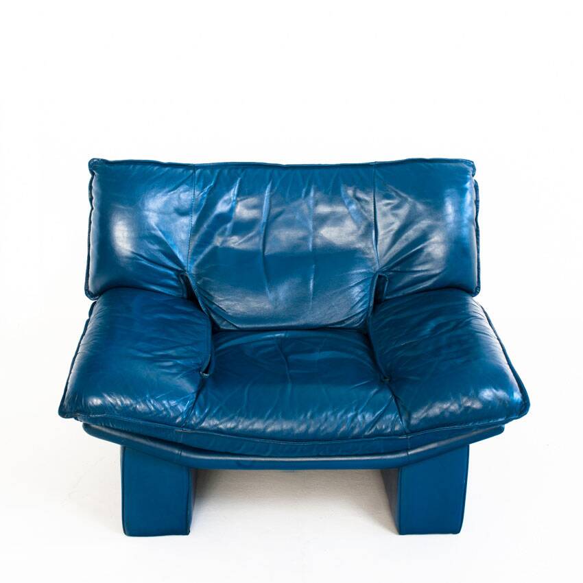 Vintage blue leather armchair and pouf by Nicoletti Salotti - Italy 80s