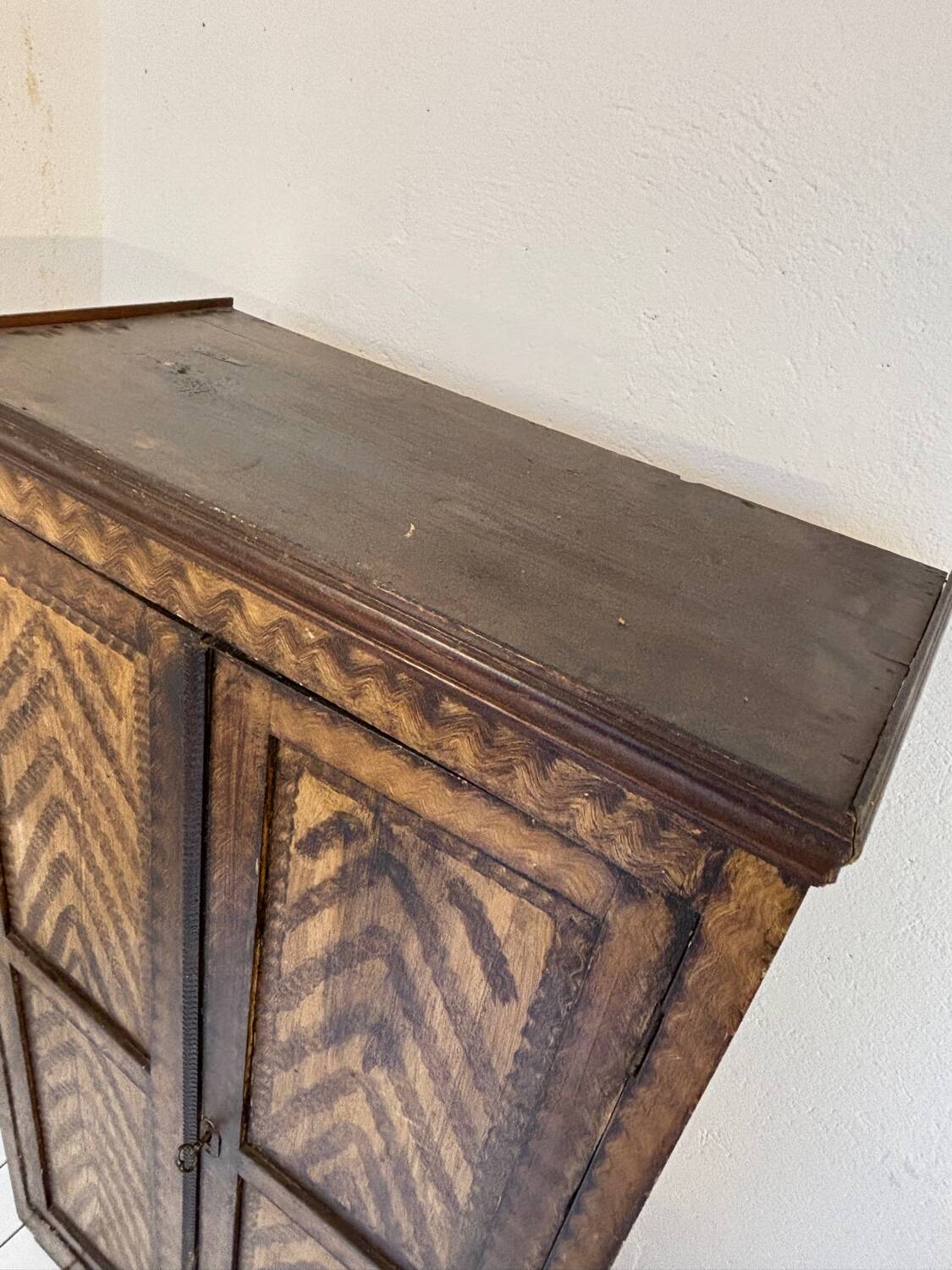 Small 19th-century patinated wardrobe