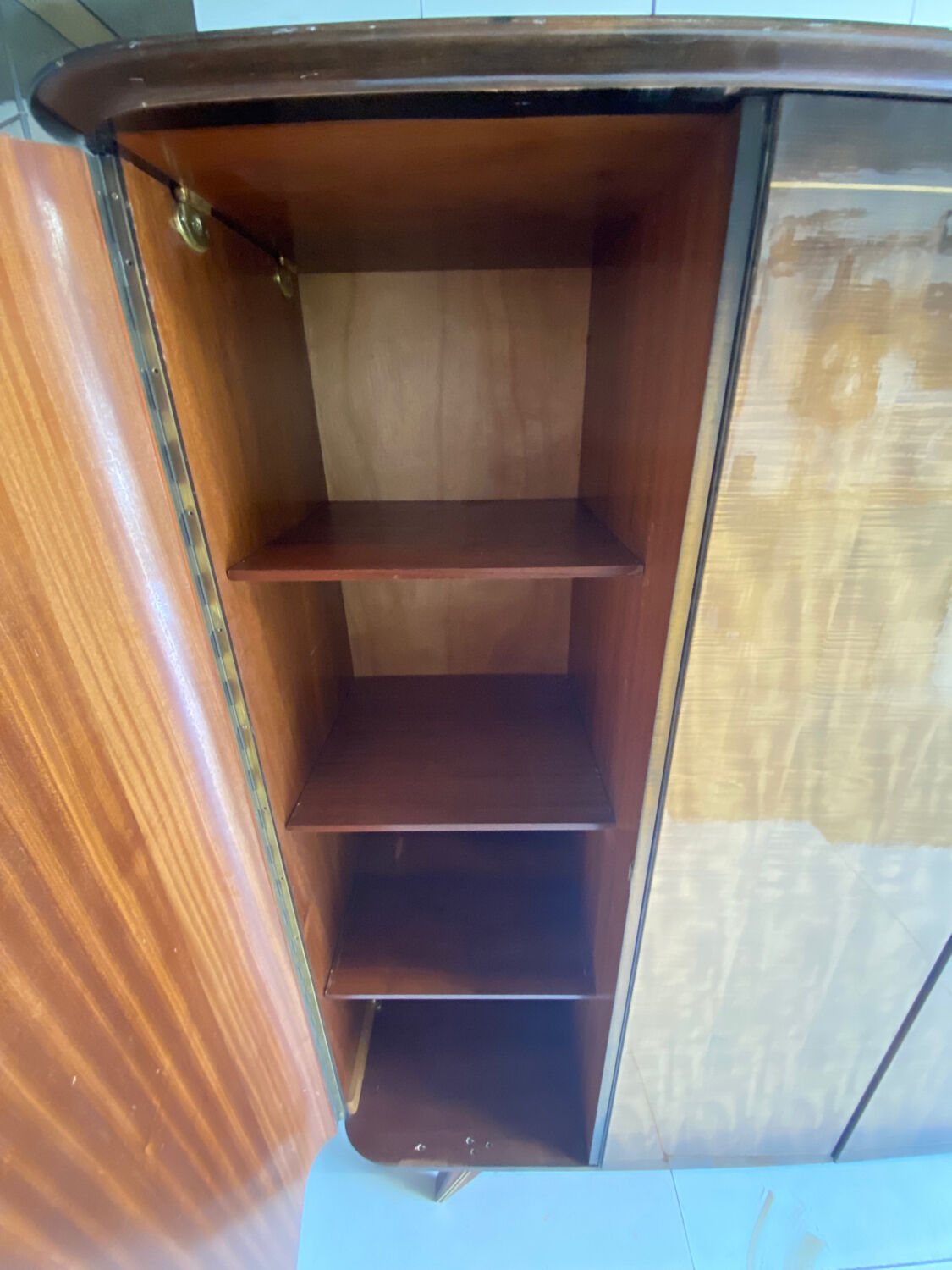 Vintage wardrobe feet compass