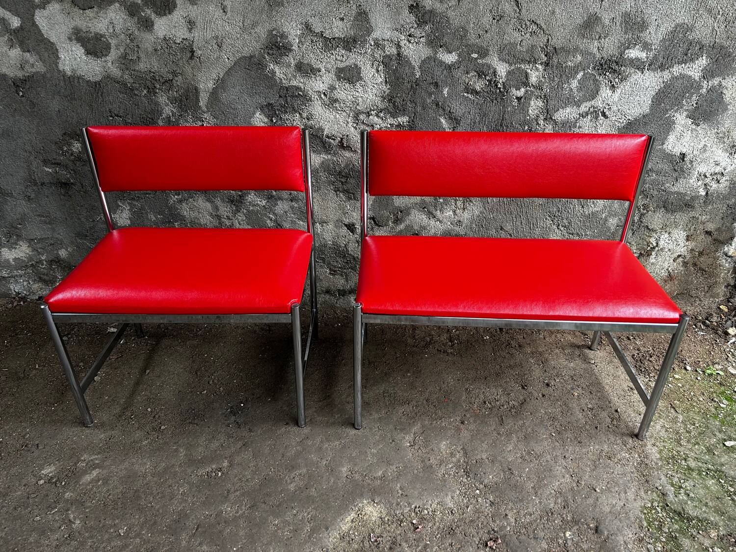 Banquettes et chaise vintage