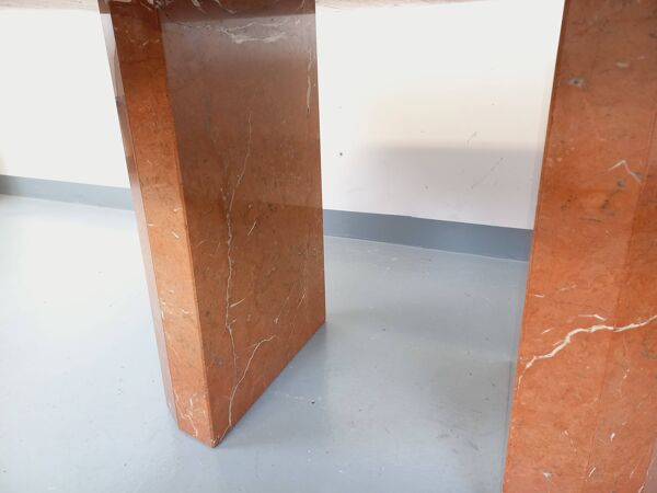 Table à manger ovale vintage en marbre rose des années 70 80