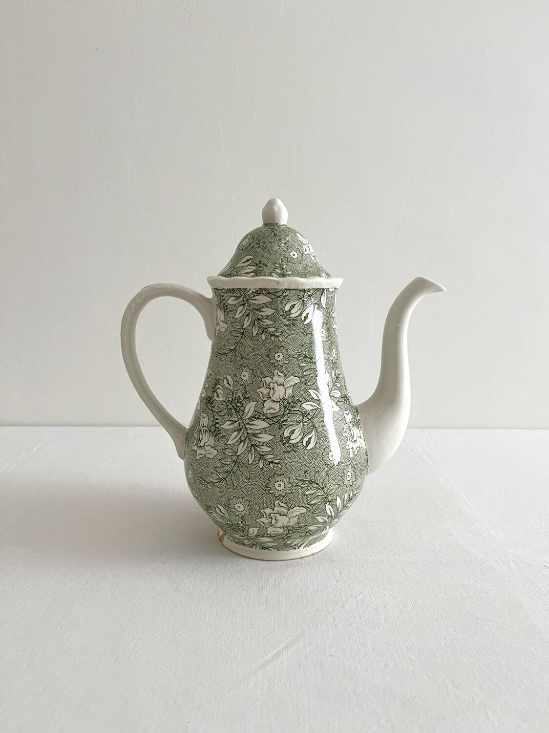 Théière faïence anglaise Royal Tudor Velvet Grindley of Stoke vintage