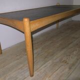 Table basse en chêne massif et ardoise, style milieu du siècle, signée Eric Merthen, Suède, années 1960