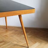 Table basse du milieu du siècle des années 1960 avec un verre opaxite noir - Version plus petite