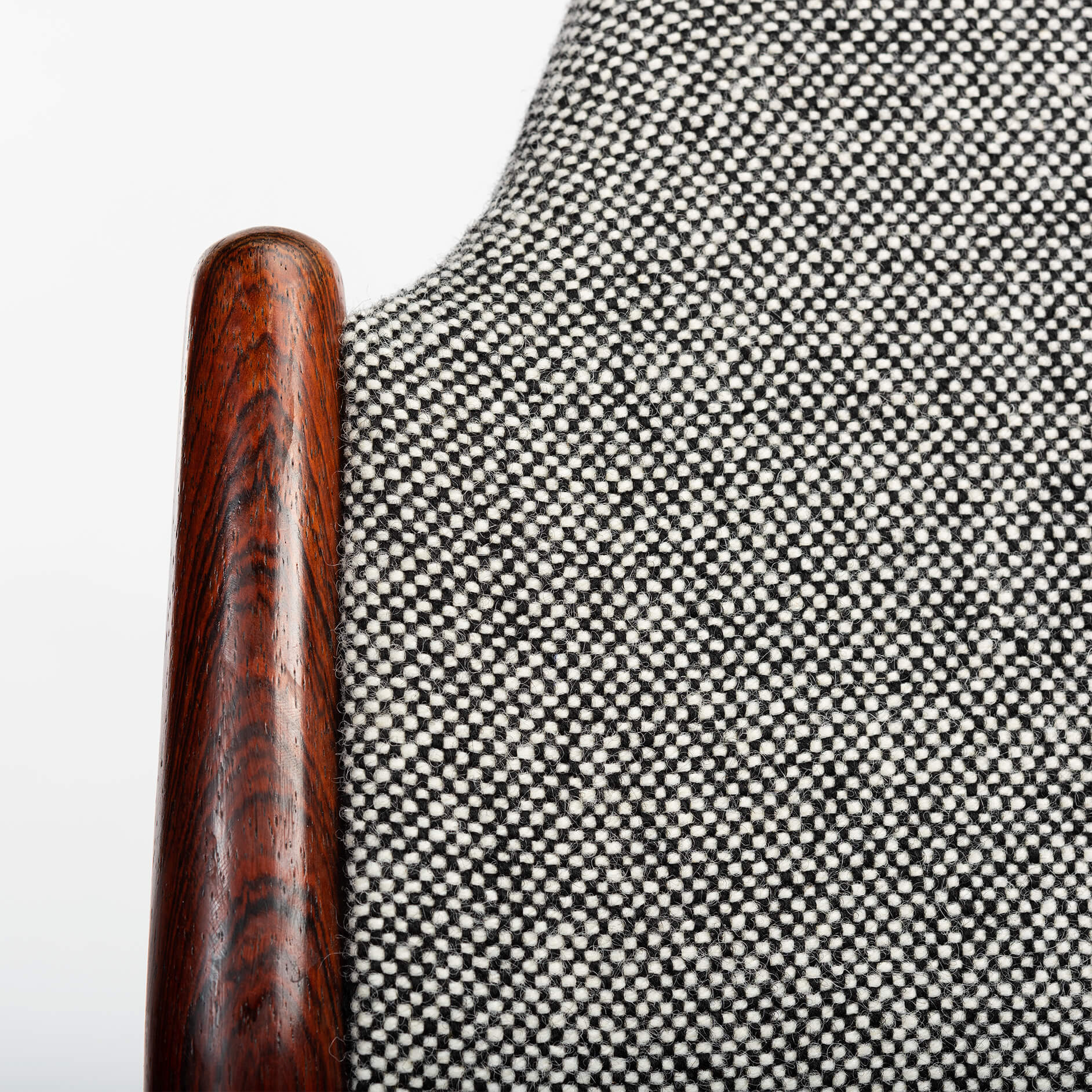 Set de 8 chaises 62 en palissandre par Arne Vodder