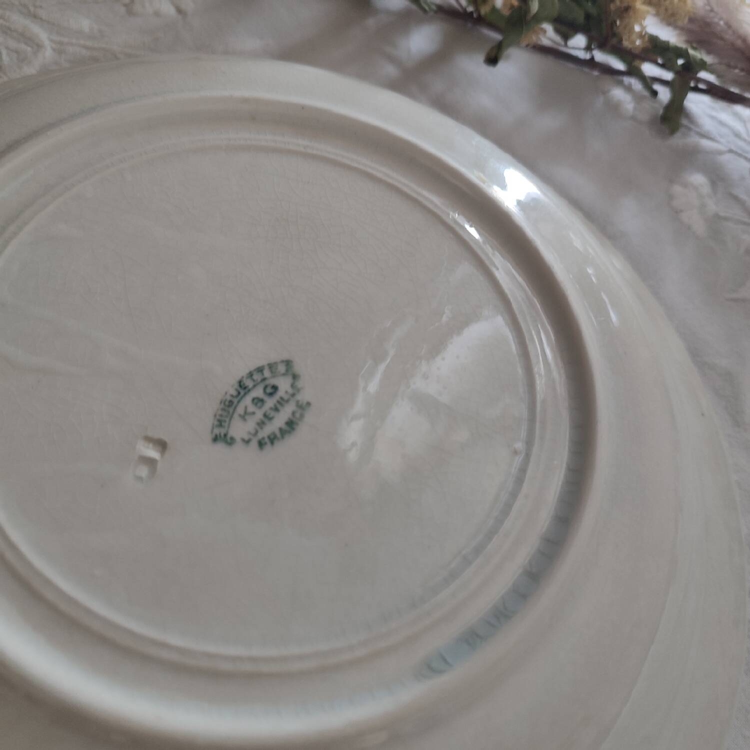 Hollow dish iron earth K&G Lunéville model Huguette
