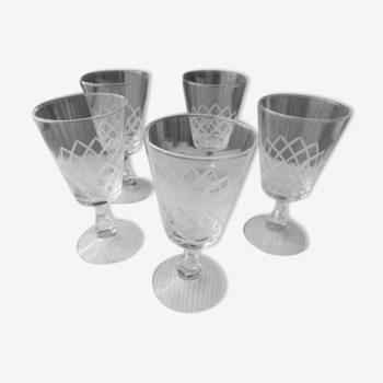 Set de 5 verres à vin en verre décor gravé croisillons