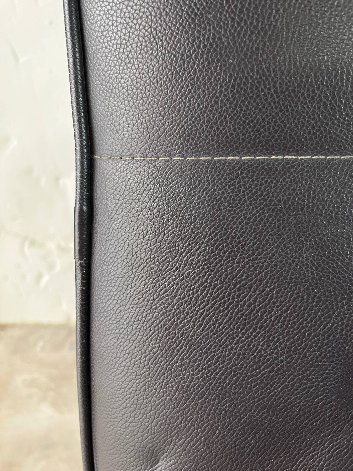Smala leather sofa, Cinna, Design Pascal Mourgue