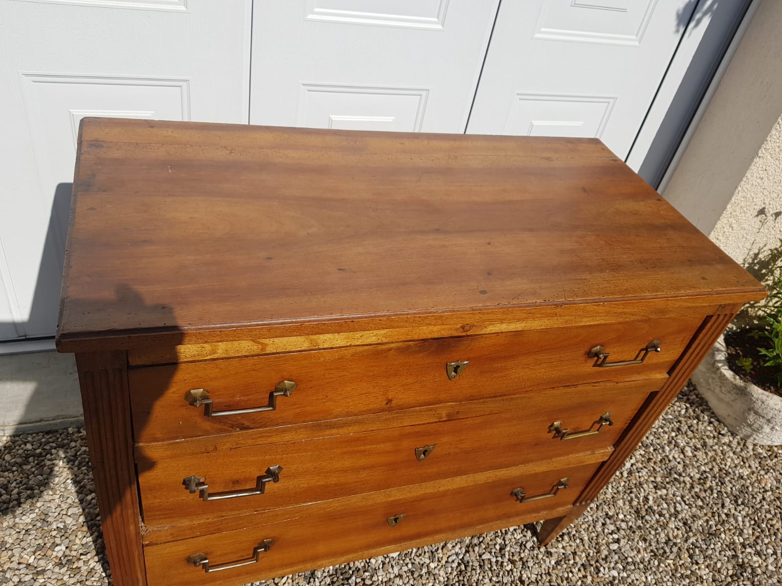 Walnut chest of drawers Louis XVI era