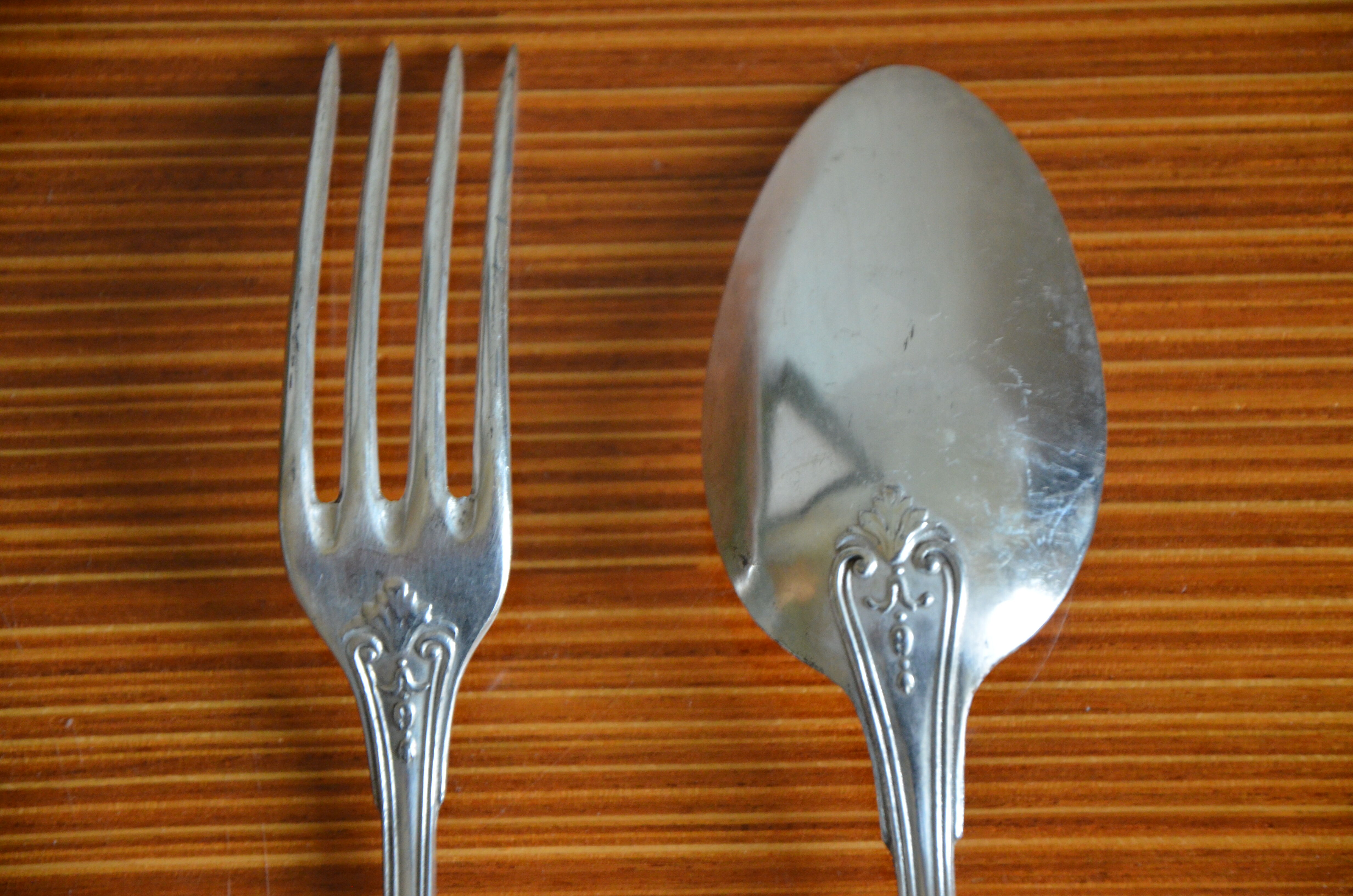 Silver metal housewife