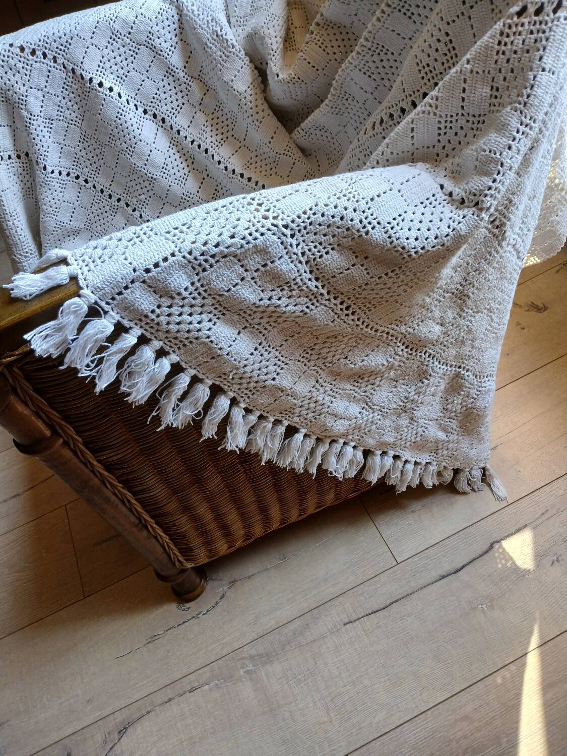 Antique crochet bedspread/plaid