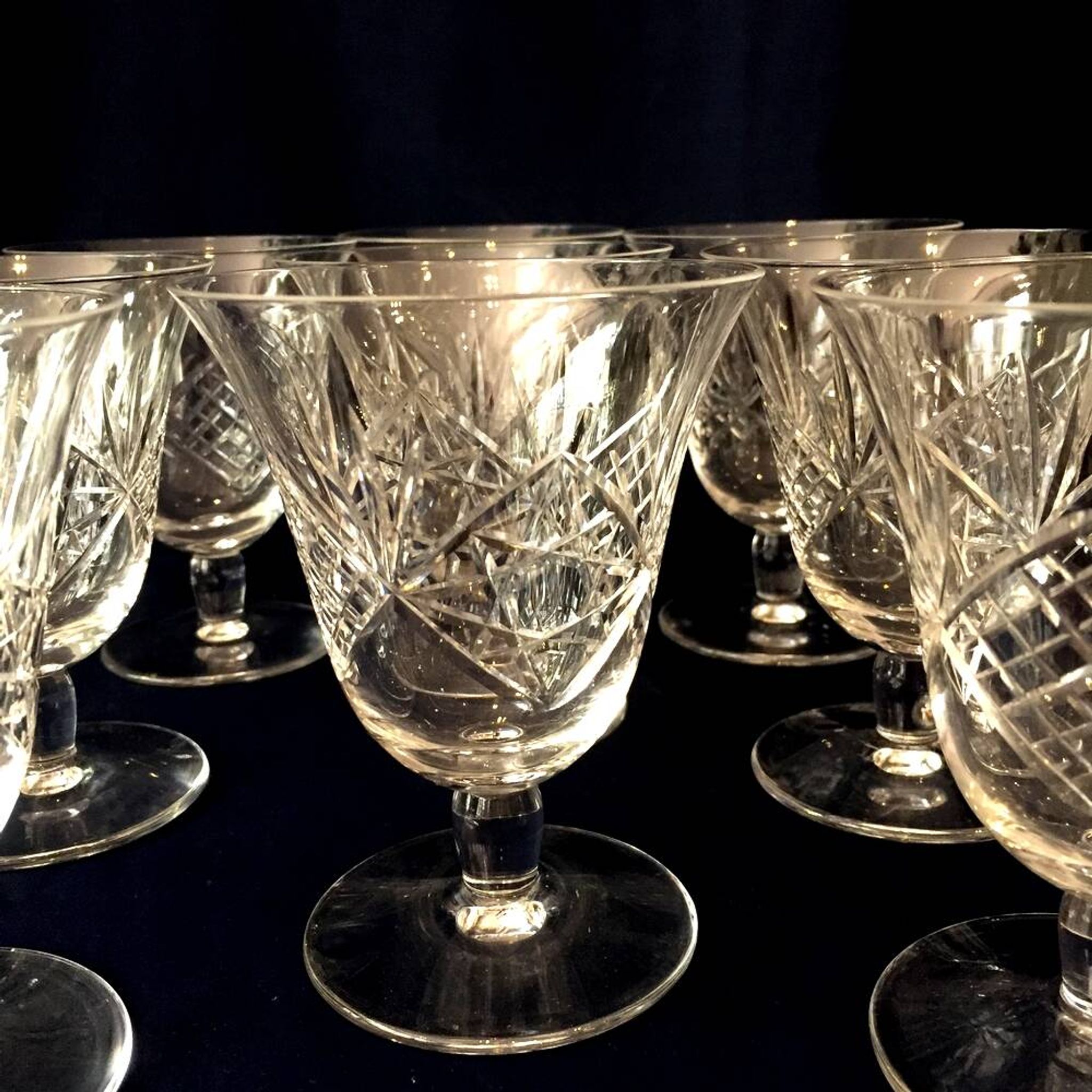 Set of 7 St-Louis crystal red wine glasses