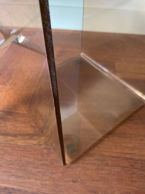 Cube in smoked plexiglas, 70S