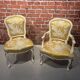Lot d'un fauteuil et d'une chaise