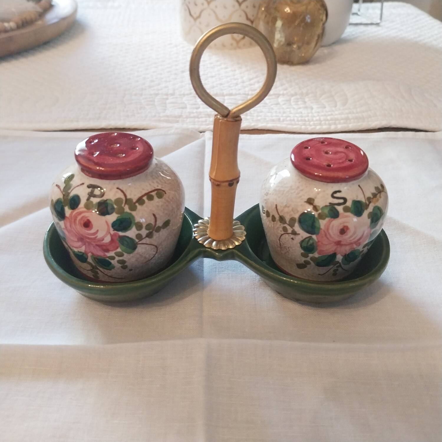 Vintage ceramic salt and pepper shaker set