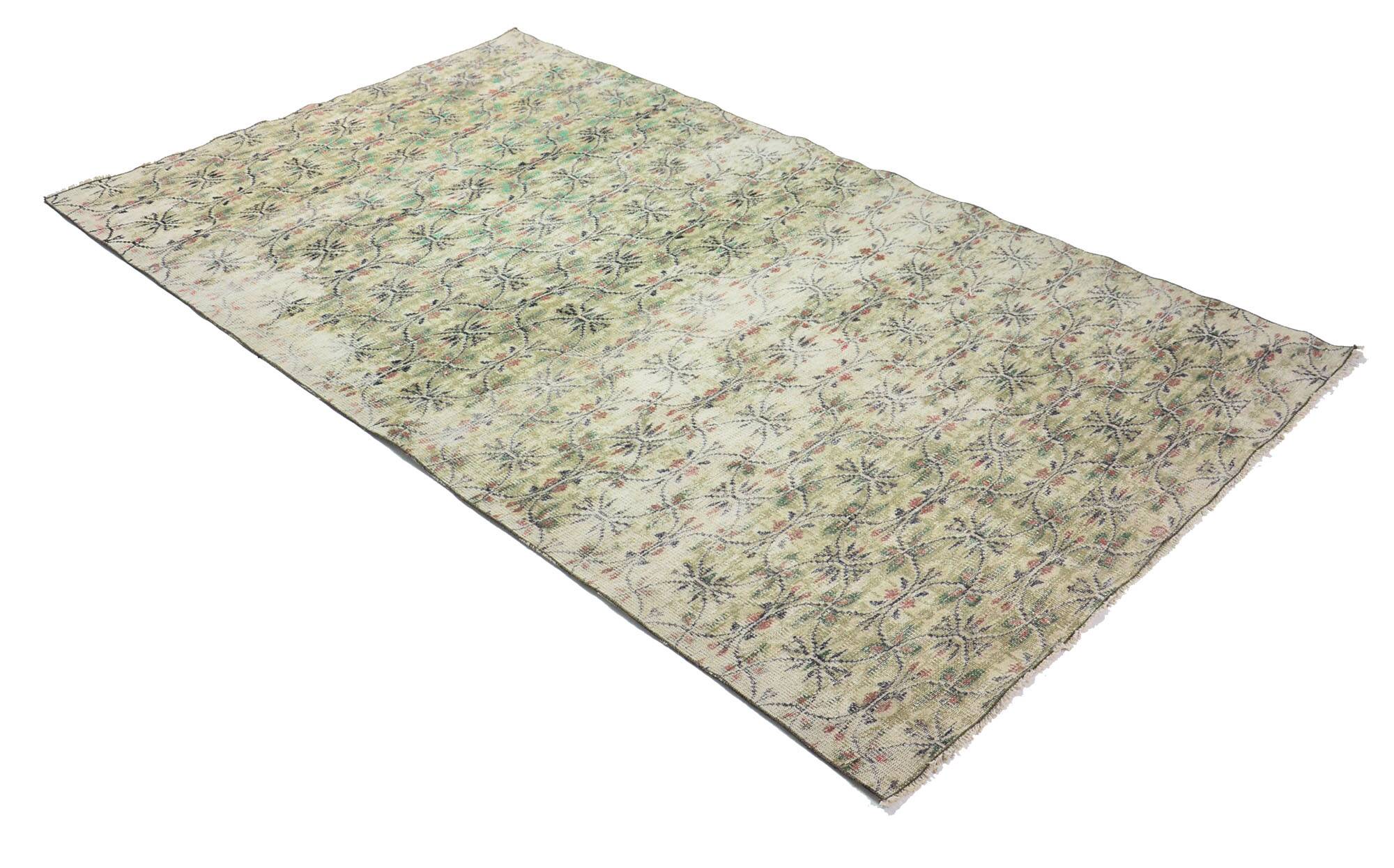 One-of-a-kind turkish handwoven vintage rug - rustic vintage charm 281x 173