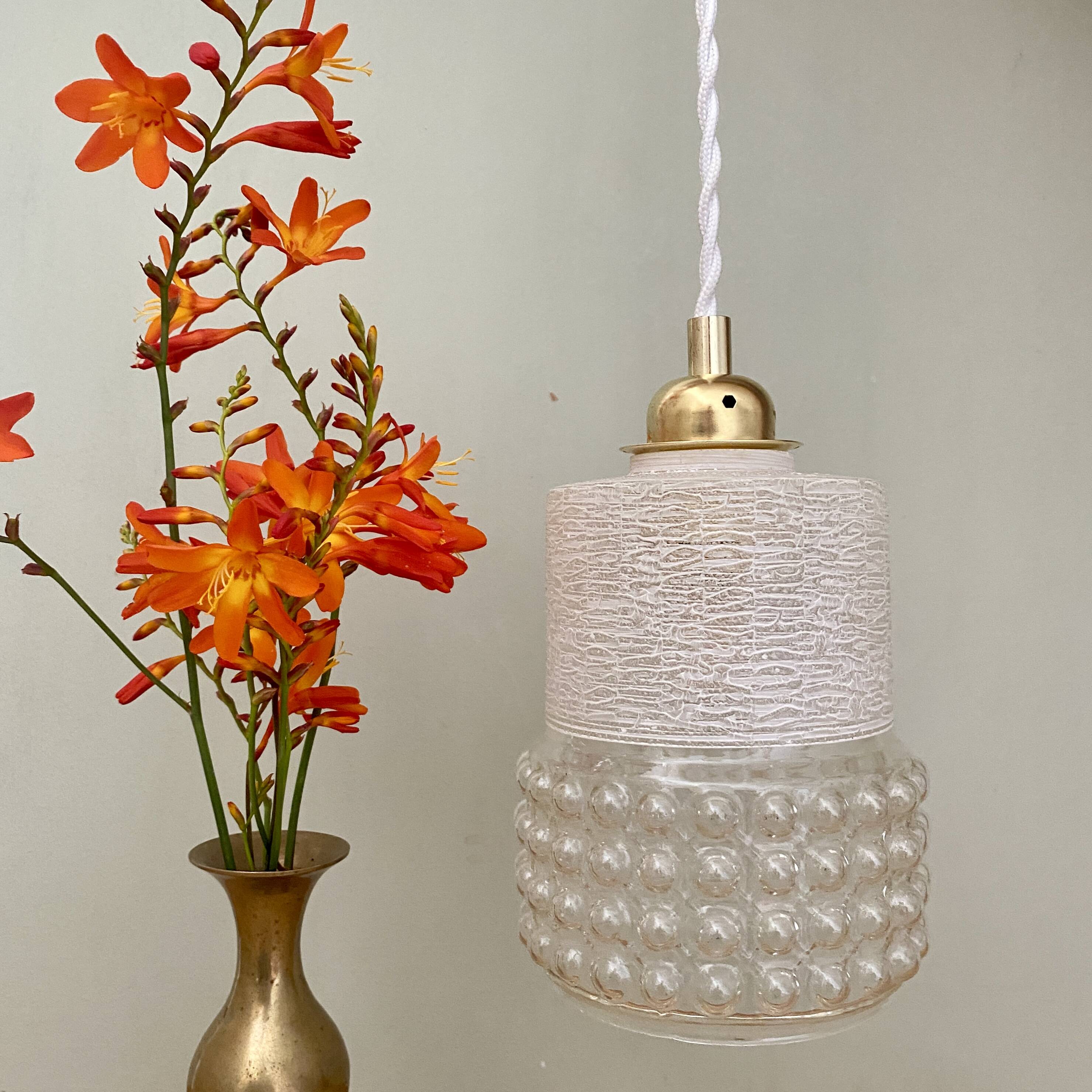 Vintage globe pendant light in white and transparent glass