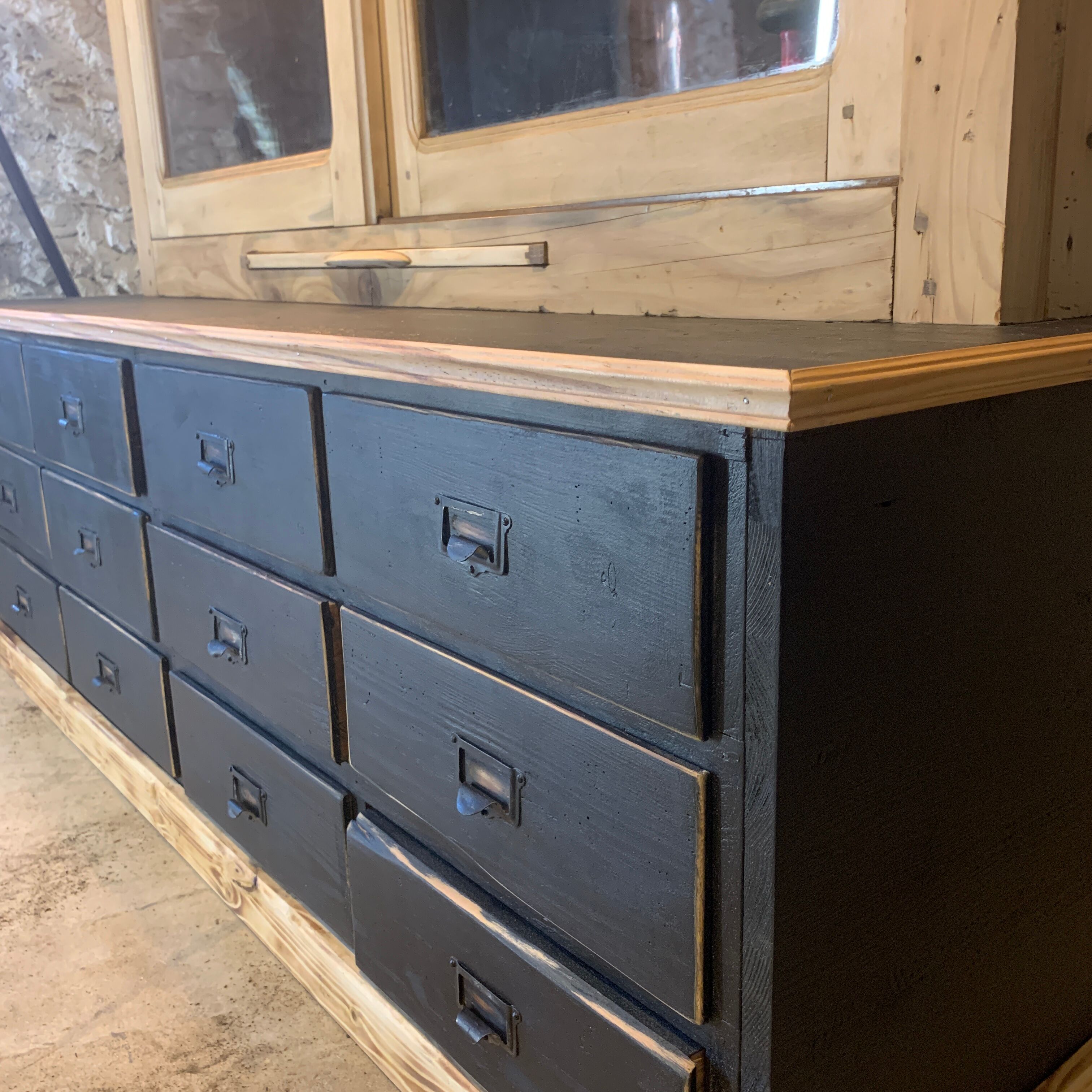 Showcase 2 chapel body