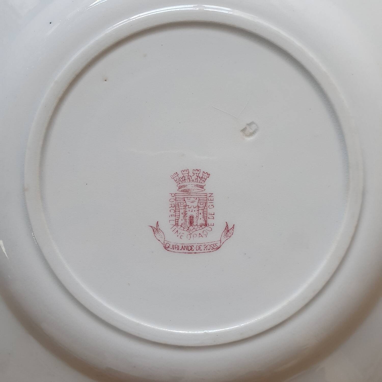 6 Terre de Fer Gien plates