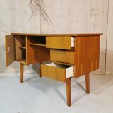 Desk with compass feet