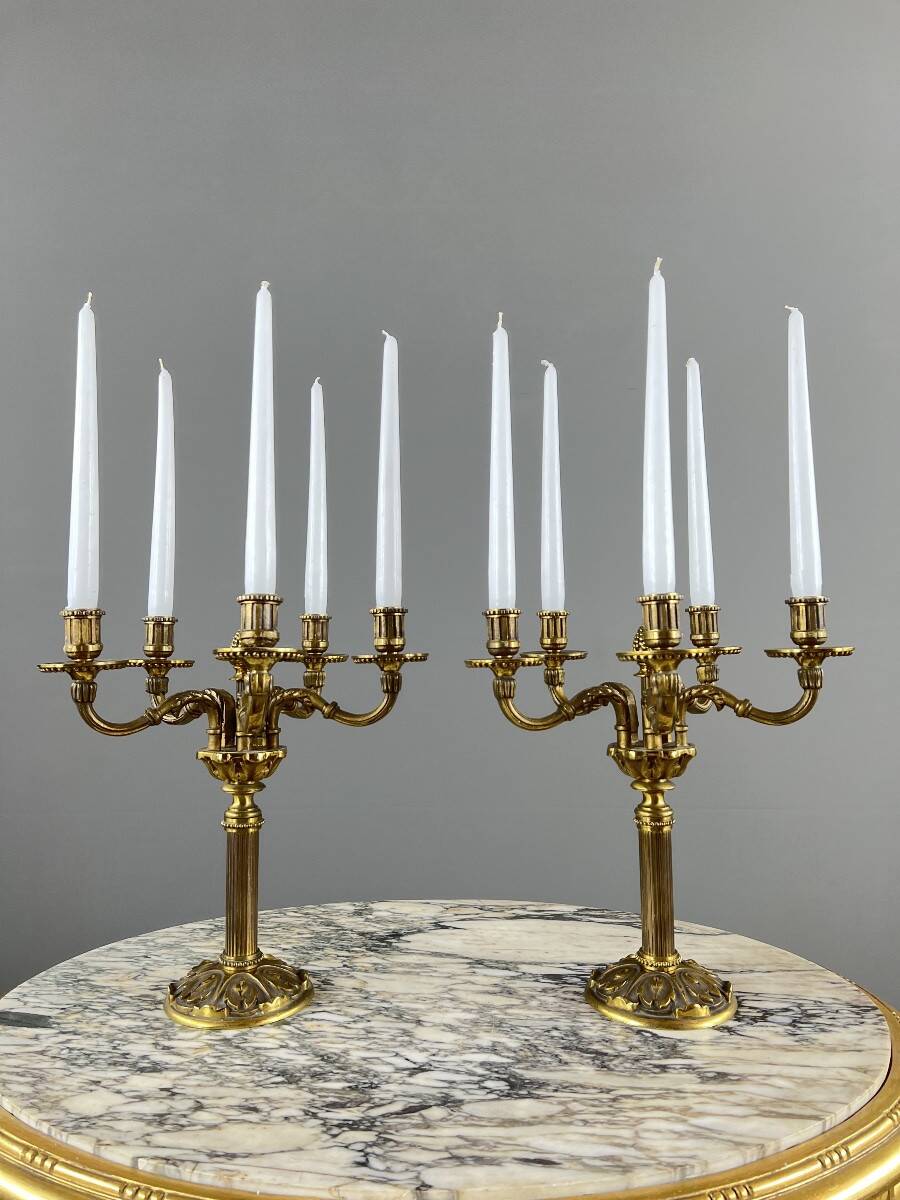 Pair of gilded bronze candelabra with 5 lights, Louis XVI style, 20th century.