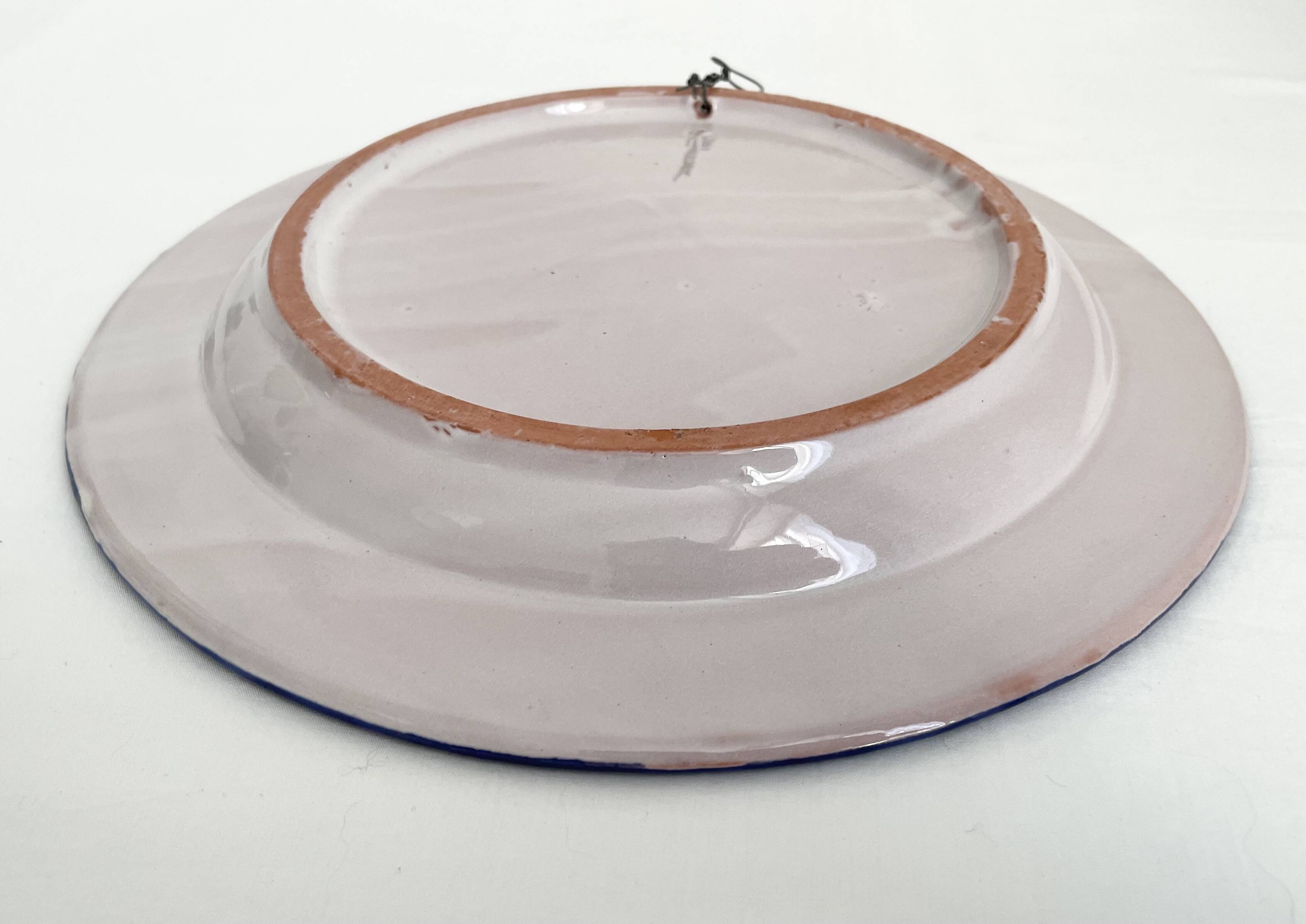 Assiette plate émaillée Fajalauza