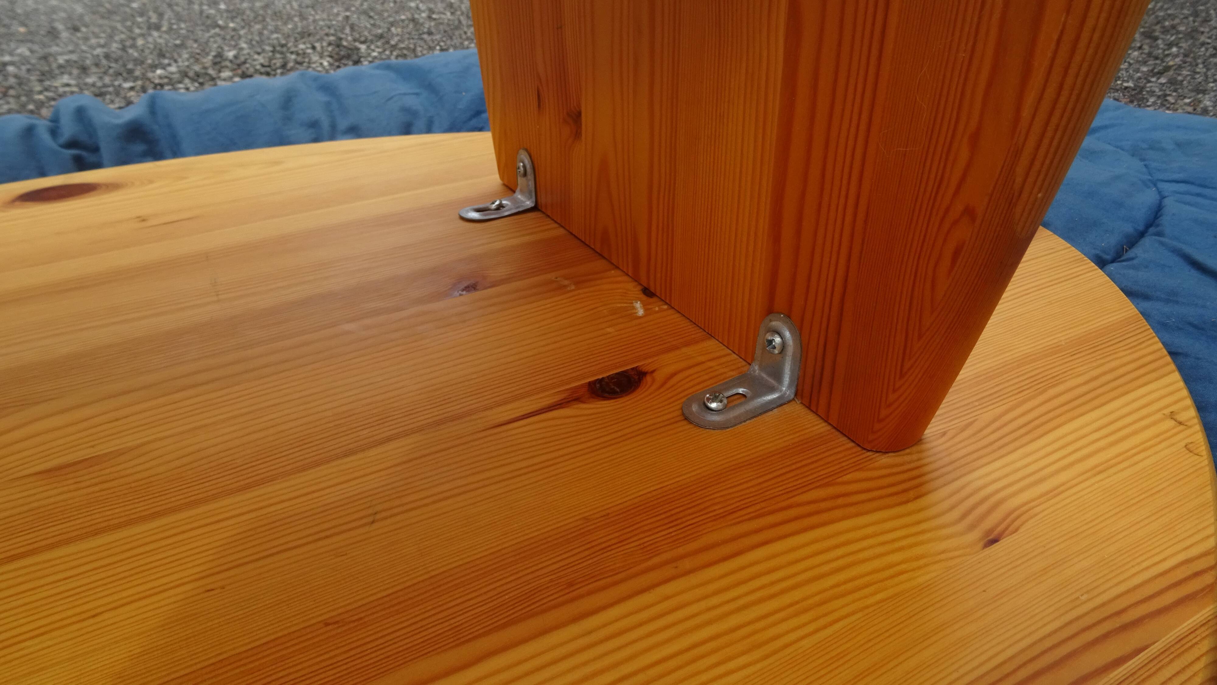 Asymmetrical coffee table in vintage pine year 70