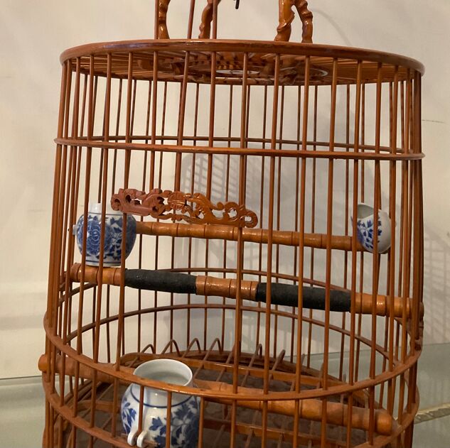 Ancienne cage à oiseaux en bois et rotin