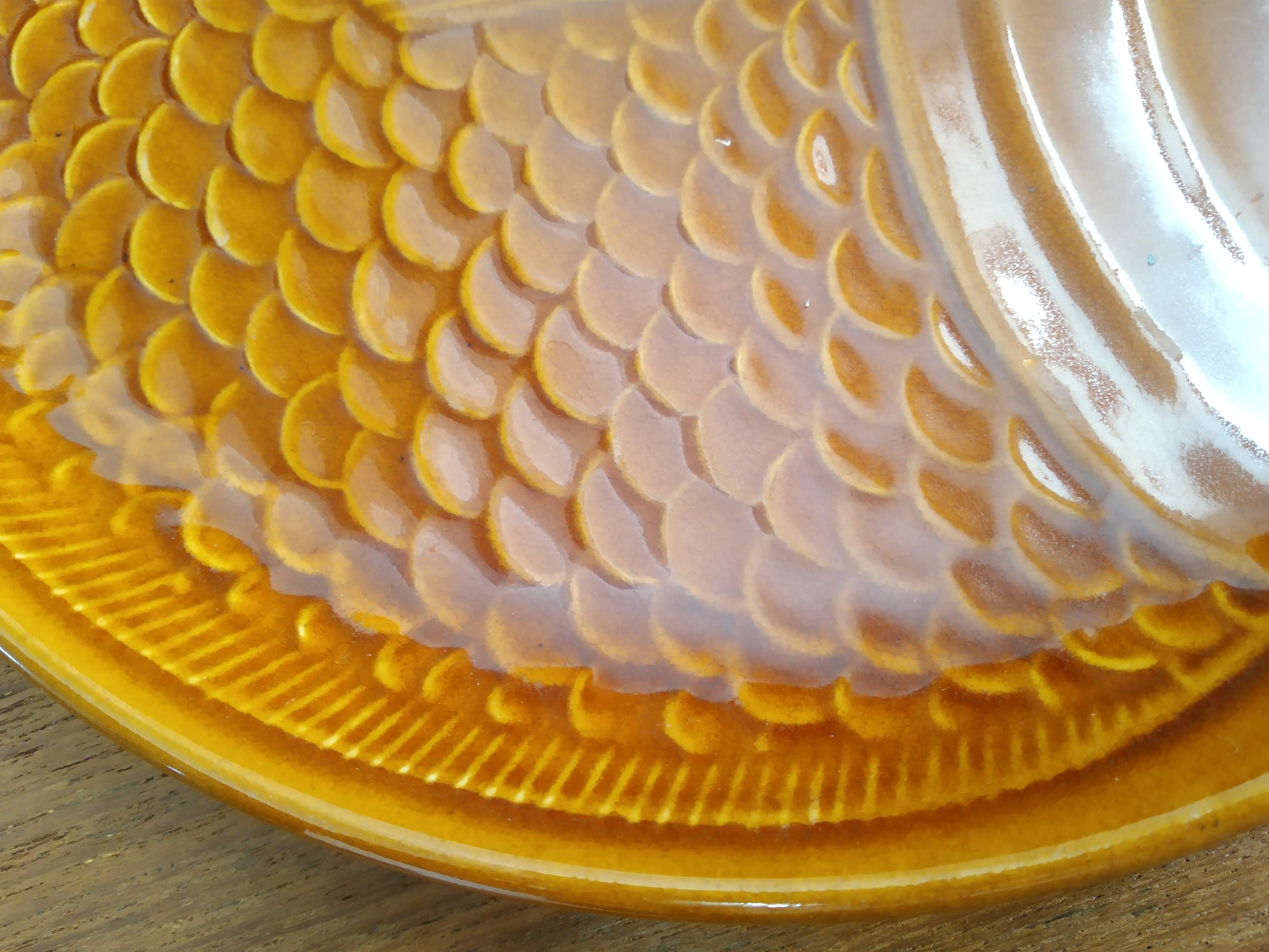 3 plates poissson amber