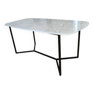 Rectangular dining table in Carrara marble 200x100