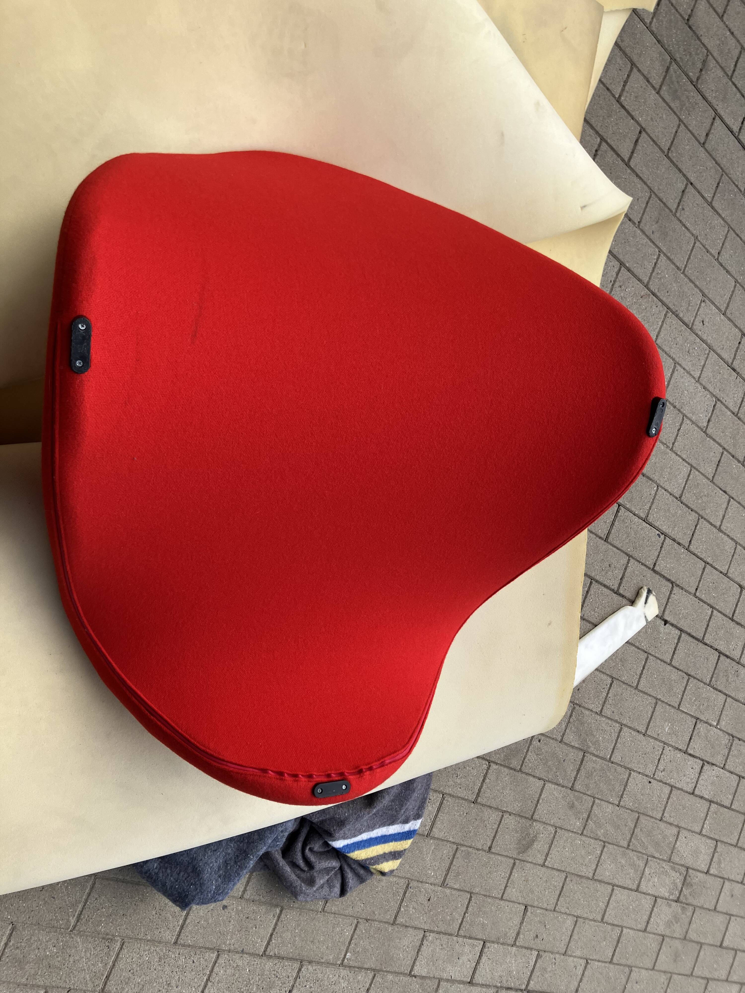 Chaise Tongue Artifort F577 de Pierre Paulin