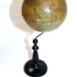 Globe terrestre en bois, Suède, 1940