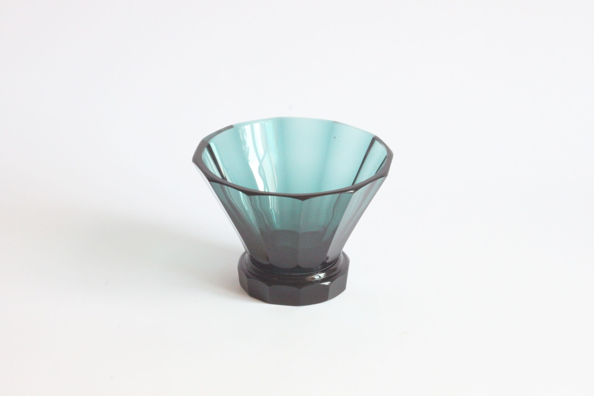 Art deco faceted bowl 1930s
