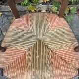 Mulched wooden armchair