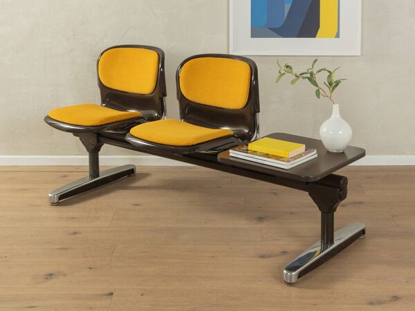 Banc d'attente des années 1970, Drabert
