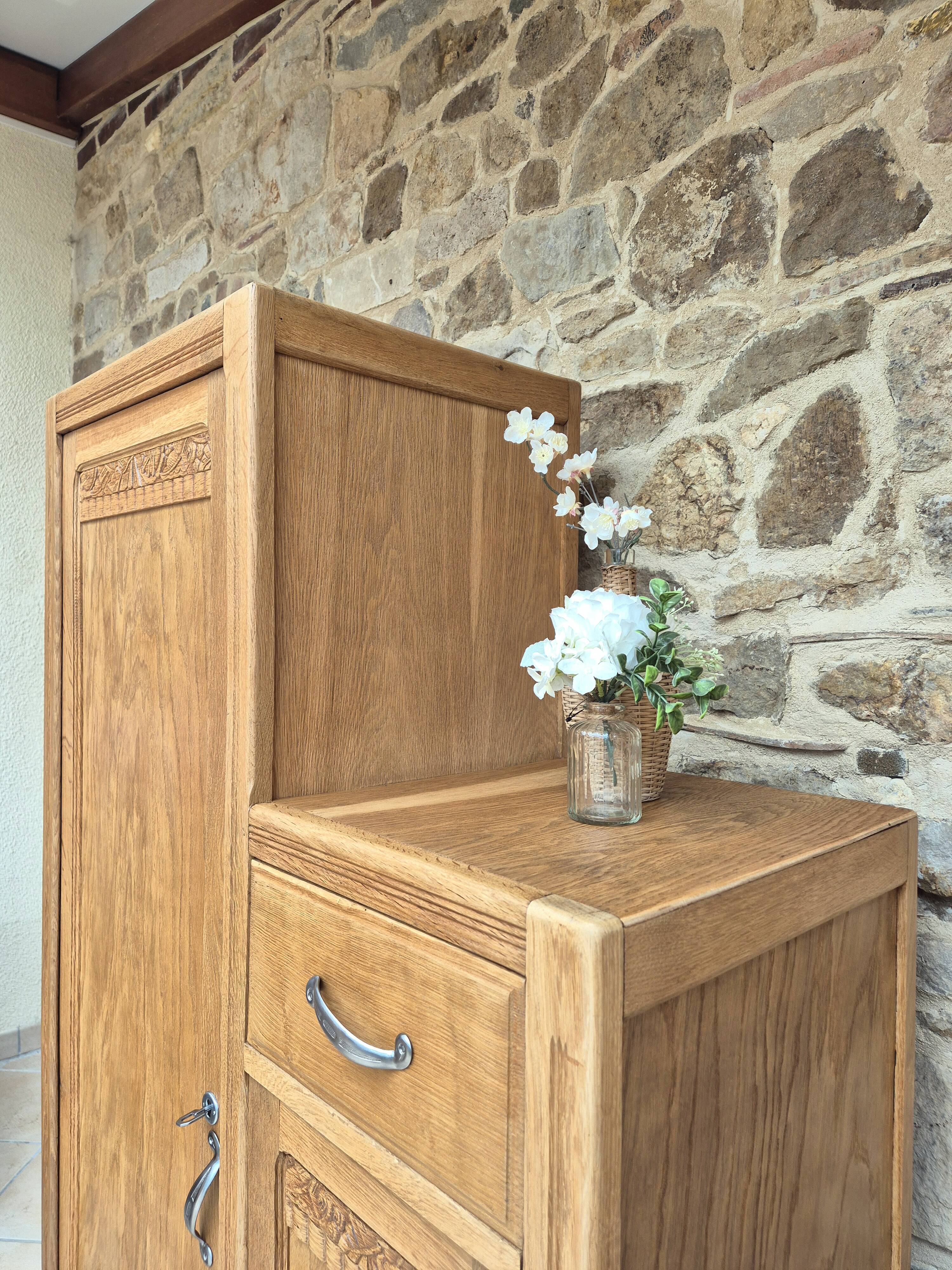 Armoire parisienne art déco