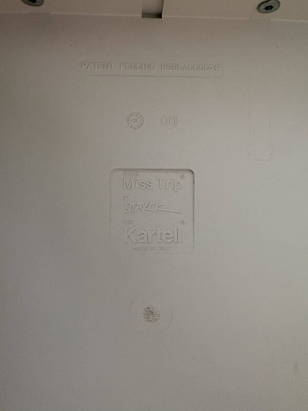 Chaises design''Miss Trip'' par Philippe Starck pour Kartell