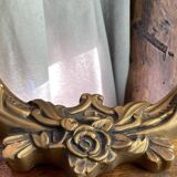 Miroir en bois et plâtre doré