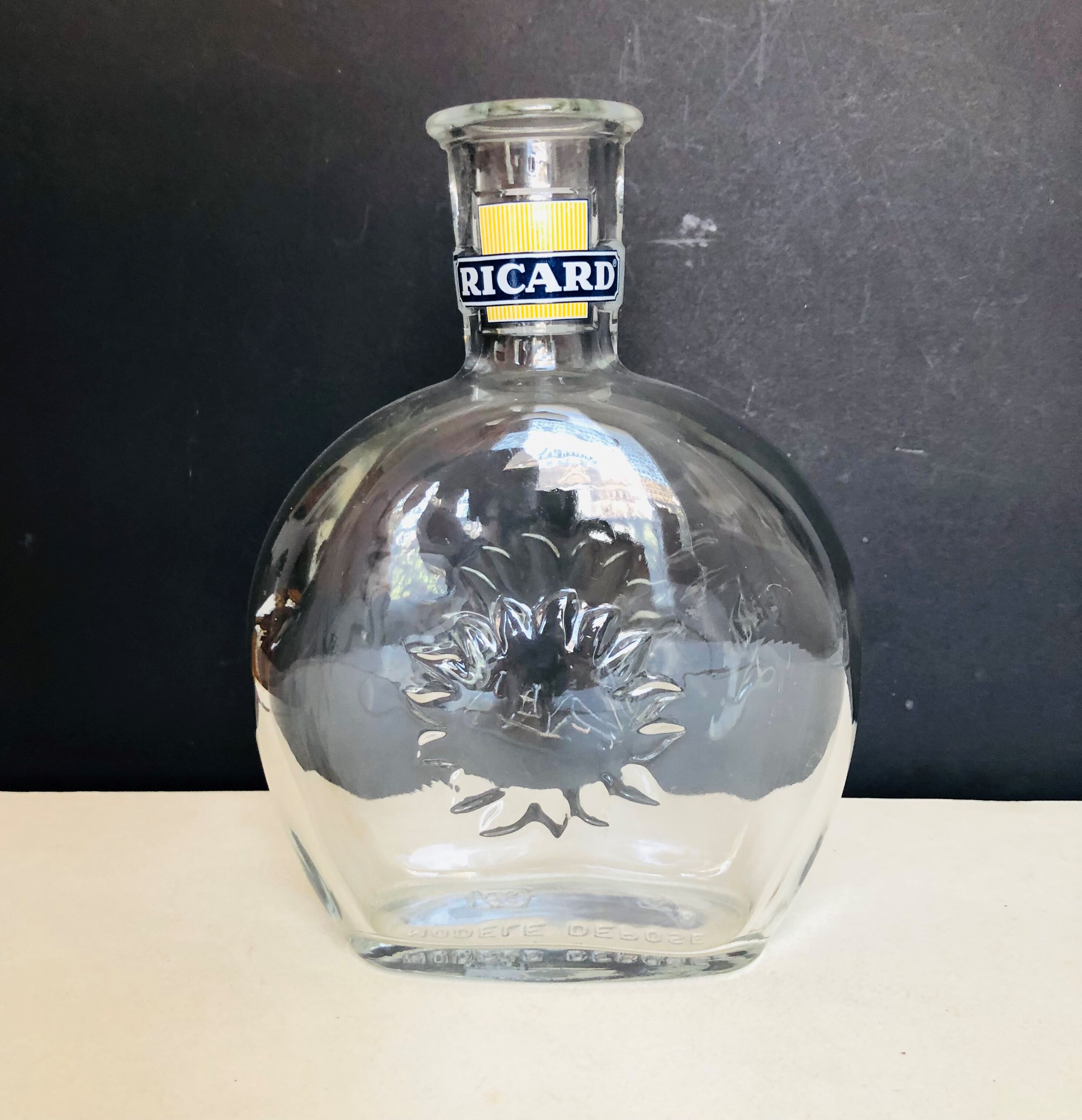 Water decanter for pastis