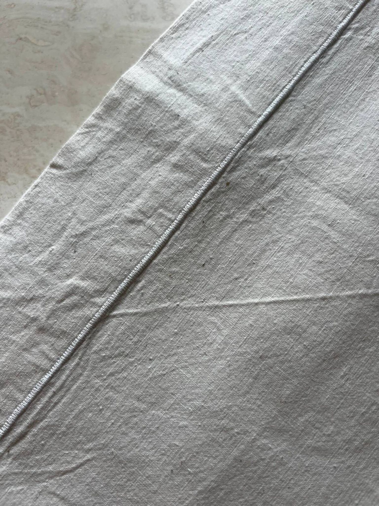 Grand drap ancien en métis, lin et coton écru