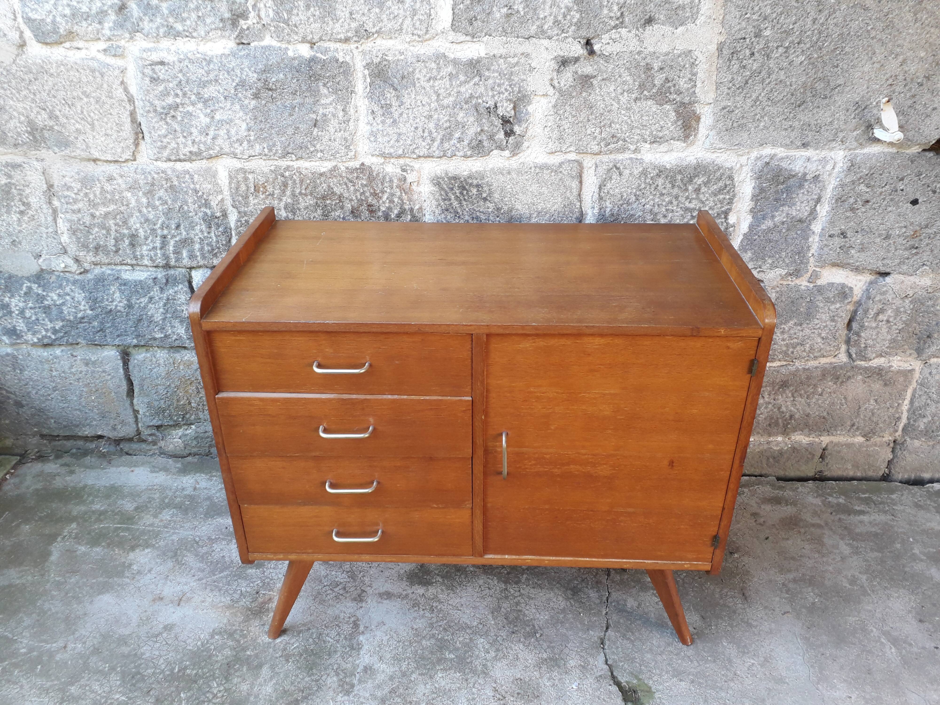 Vintage dresser compass feet