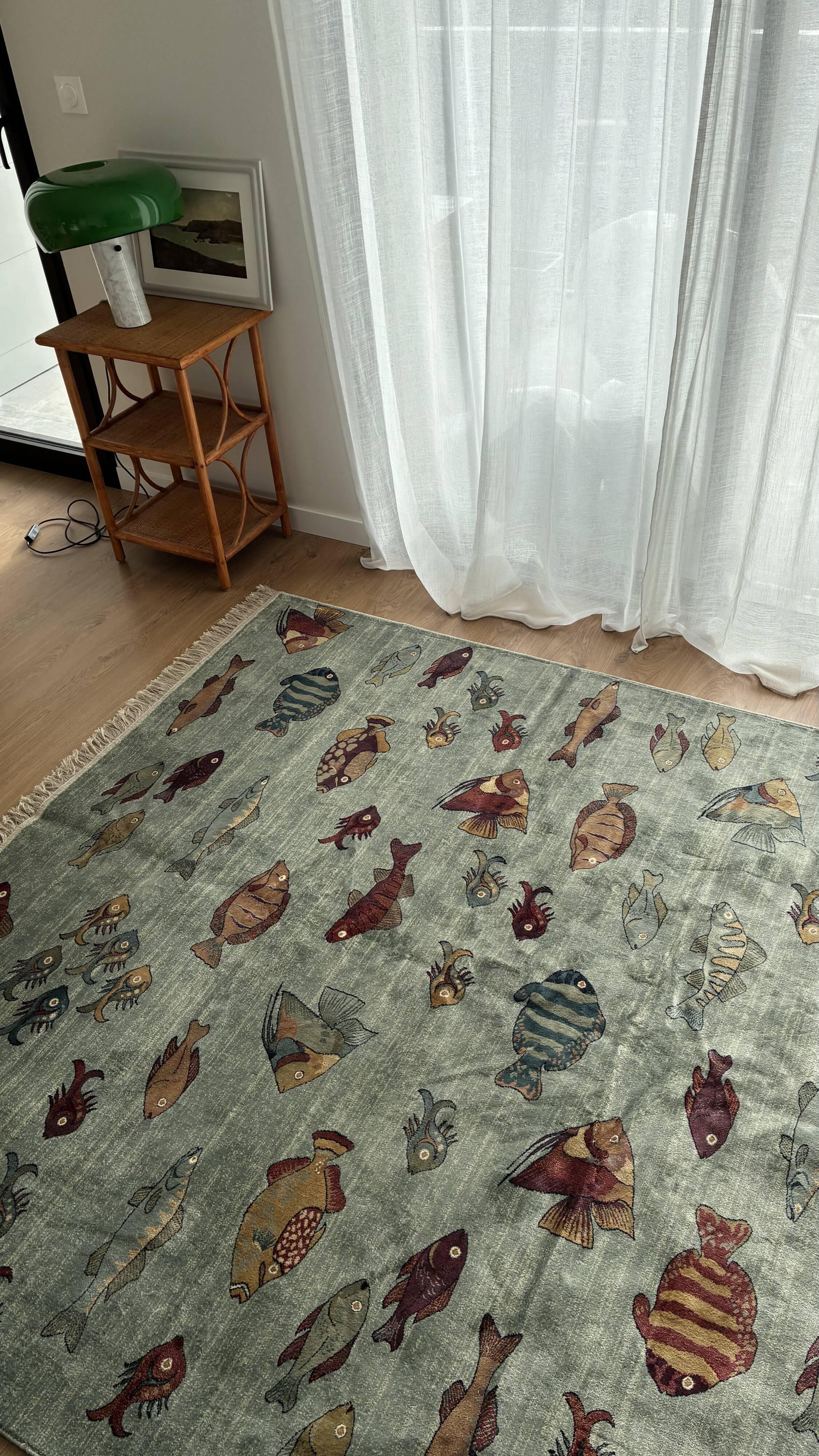 Oriental rug 200 x 300 cm - fish pattern