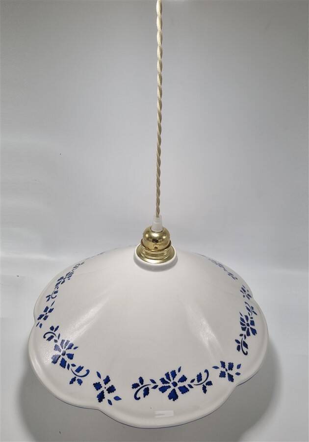 Ceramic pendant light