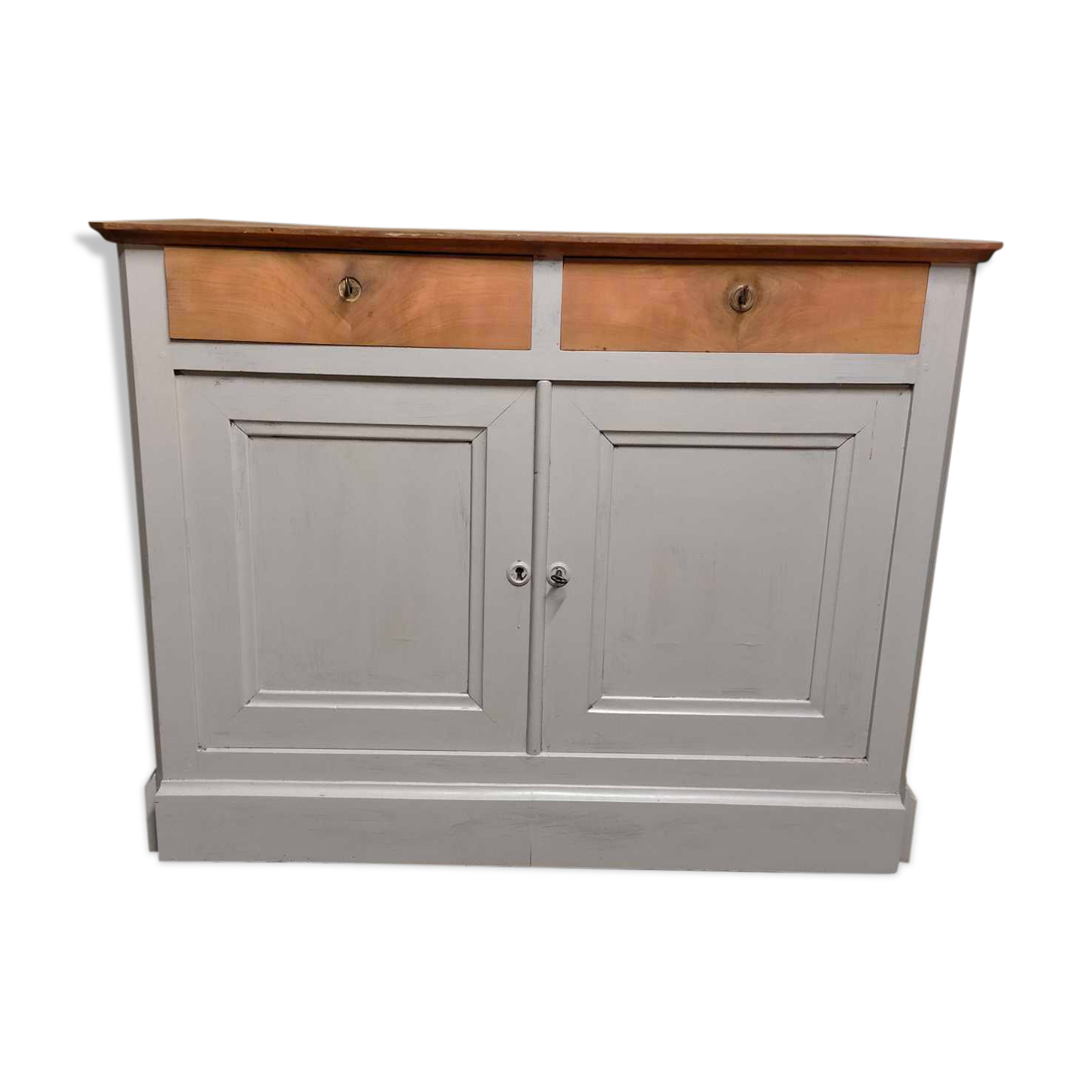 Ancien buffet de ferme