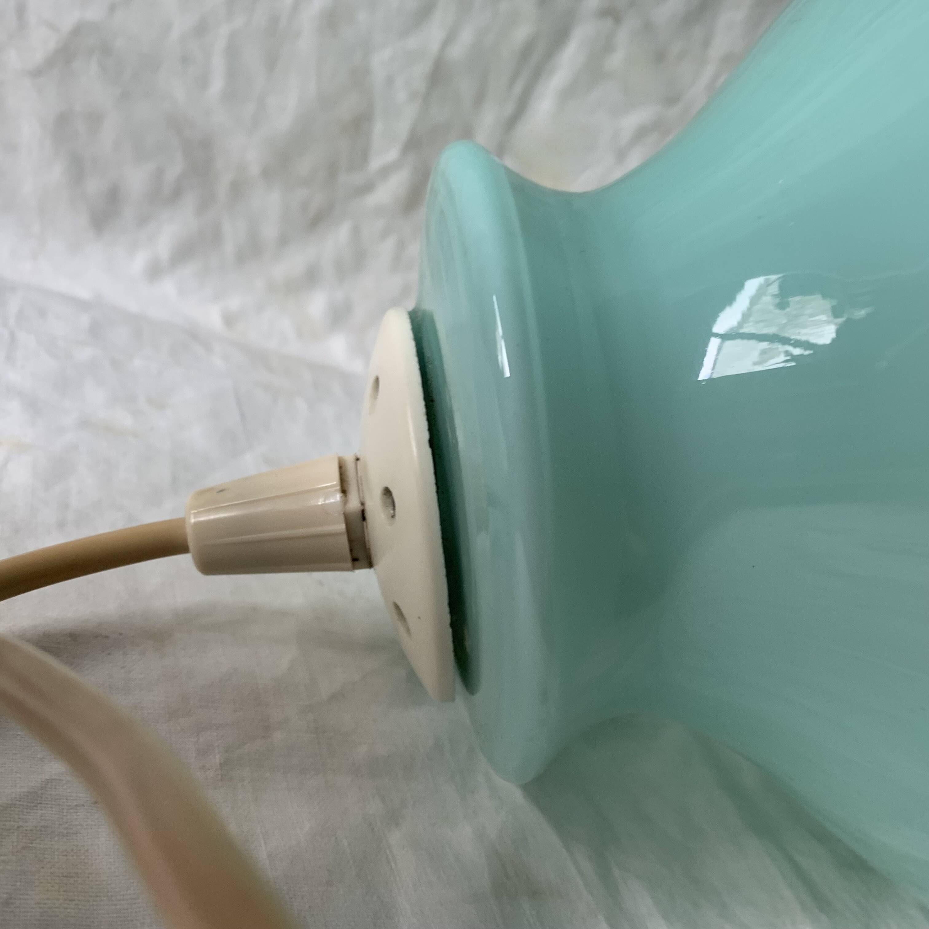 Suspension vintage en opaline verte
