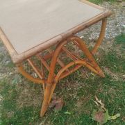 Table basse ancien en rotin vintage