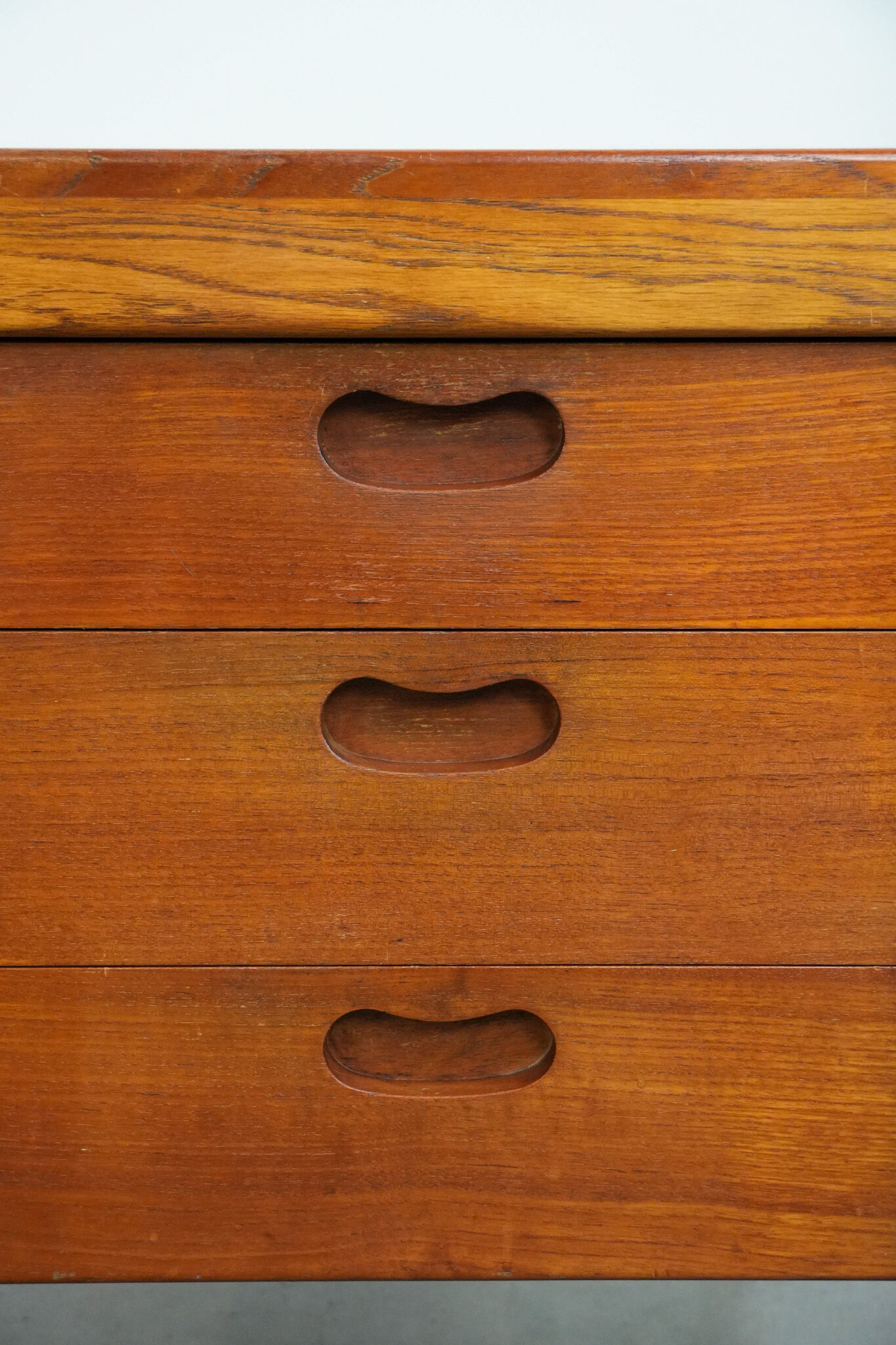 Vintage German design desk by Hartmut Lohmeyer for Wilkhahn with 6 drawers