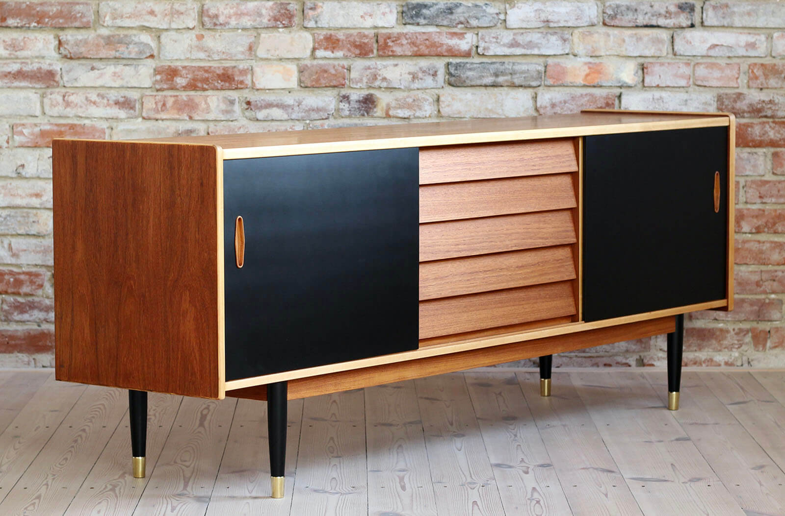 Enfilade de Nils Jonsson pour Hugo Troeds, 1960