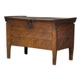 Antique shepherd’s chest, 1850s