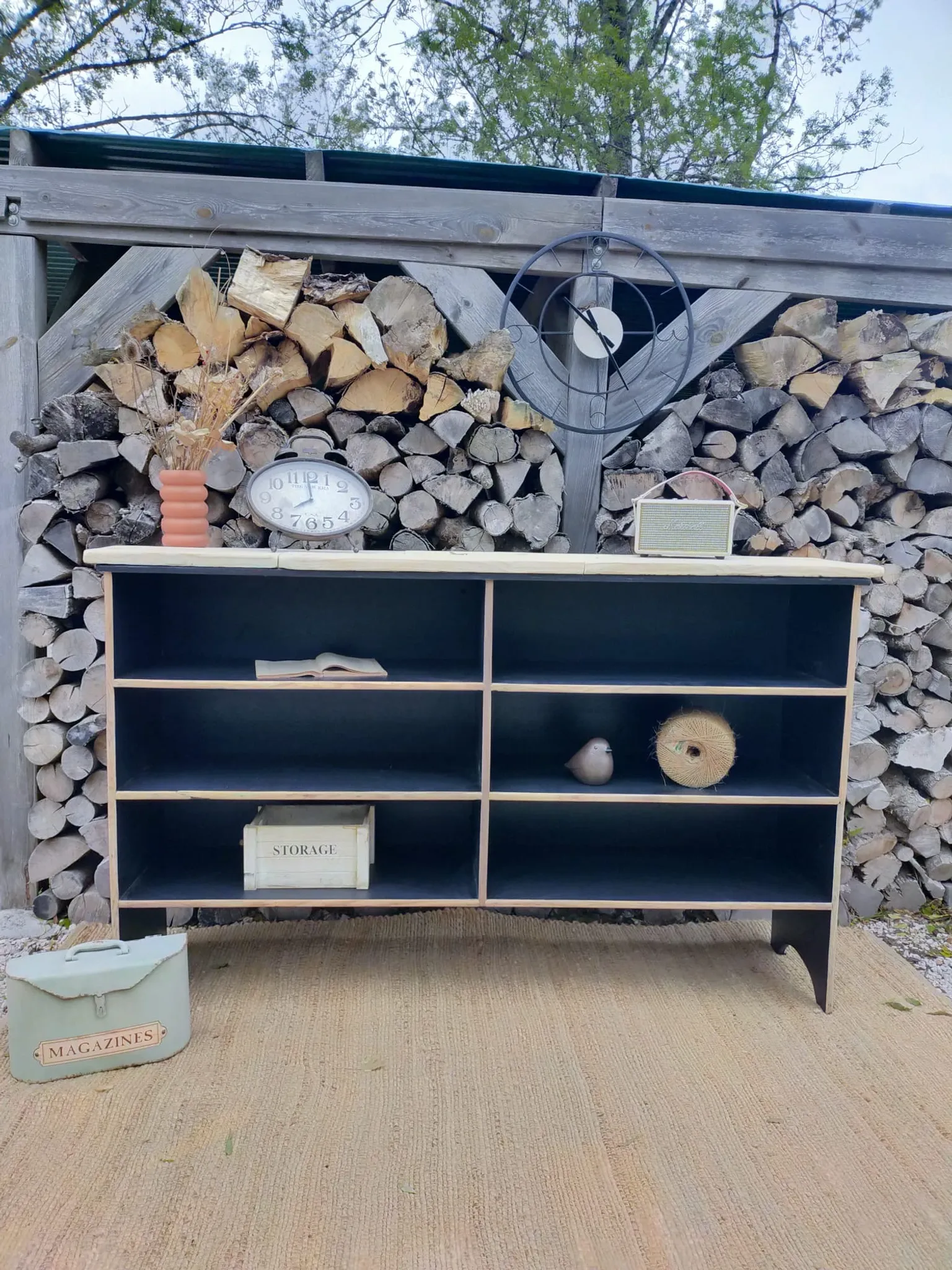 Wooden locker workbench